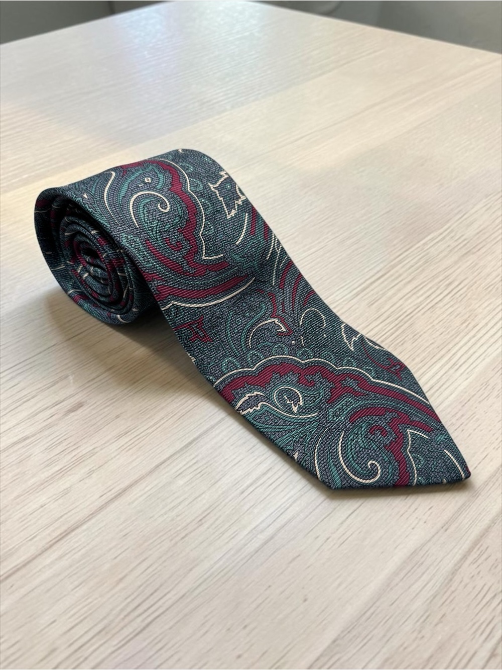 Vintage Tom James 100% Silk Tie